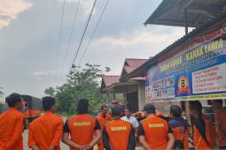 Gayus tak ditemukan, Basarnas hentikan pencarian di Sungai Batang Tabir