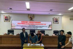 Paripurna DPRD Batanghari dalam penandatangan nota kesepakatan tentang perubahan APBD