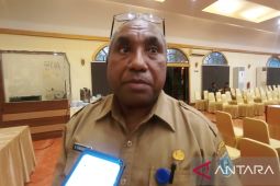 Disdik Papua Barat tunda pengembalian SMA-SMK ke kabupaten/kota