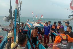 Basarnas Bengkulu turunkan 16 personil guna cari nelayan hilang