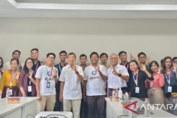 Mangku Pastika dorong generasi muda Bali terus belajar di era teknologi