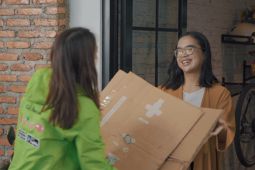 Sayurbox sediakan layanan pengembalian kardus belanja