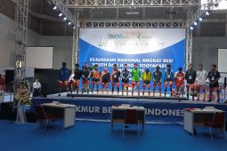 Lifter Pontianak raih tiga medali emas Kejurnas Angkat Besi Remaja-Junior