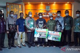 Pemkab HSS kembali salurkan bantuan program bedah rumah