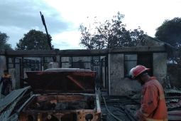 Empat unit rumah dinas barak atas SPN  ludes di lalap si jago merah