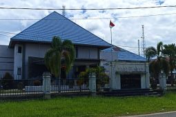 DPRD Kapuas Hulu mengaku lupa kibarkan bendera setengah tiang