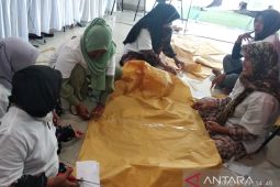 Dorong ekonomi keluarga, Angkasa Pura Aviasi gelar pelatihan menjahit pada ibu-ibu