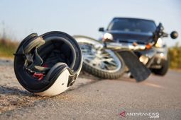 Pegawai honorer Dinas Pertanian Taput tewas usai motornya ditabrak mobil boks