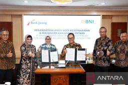 BNI menggandeng Bank Jateng dukung peningkatan operasional pelayanan