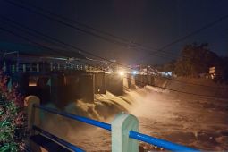 Tinggi muka air Bendung Katulampa normal pada Kamis malam
