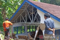 Cianjur perbaiki 25 bangunan sekolah rusak dengan DAU 2022
