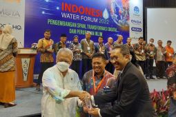 PDAM Surabaya raih penghargaan Perpamsi Digital Transformation 2022