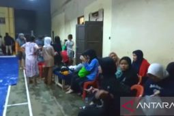 Banjir akibatkan puluhan warga di Kecamatan Purabaya Sukabumi mengungsi