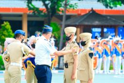 Poltekbang Surabaya resmi lantik 233 taruna/taruni