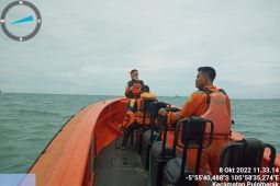 Basarnas Banten sisir Perairan Merak cari penumpang jatuh di atas KMP Rishel