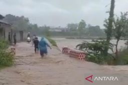 BPBD Cianjur: Warga di bantaran sungai agar jeli membaca tanda alam