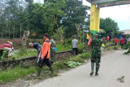 Pemkab Sergai adakan gotong royong massal perkuat persatuan
