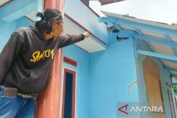 Pengungsi pergerakan tanah di Cibeber Cianjur bertambah