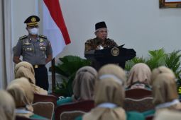Wapres Ma'ruf Amin minta saudagar muslimah aktif perkuat keuangan syariah