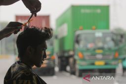 Potong rambut gratis