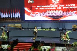 Presiden Jokowi minta siapa pun pemimpinnya jangan kembali ekspor bahan mentah