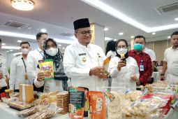 Pemkot Jambi meminta swalayan modern siapkan gerai khusus produk lokal