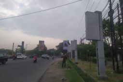 Legislator Sidoarjo desak penertiban reklame jalan utama