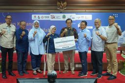 Perbankan harus bantu akses layanan keuangan bagi disabilitas, sebut OJK
