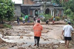 Warga terdampak bencana Malang butuh pasokan air bersih