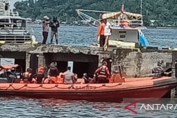 Basarnas belum menemukan nelayan Sangihe jatuh di laut