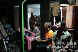 Sebanyak 115 KK mengungsi akibat banjir di Desa Purorejo Lumajang