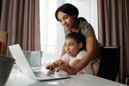 Paparan internet tanpa pengawasan ortu dapat pengaruhi kesehatan mental anak