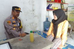 Personel Polres Sukabumi Kota turut bantu pelaku UMKM dapatkan izin usaha