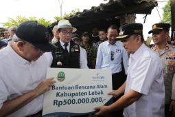 Pemprov Jabar salurkan bantuan Rp500 juta untuk korban banjir di Banten