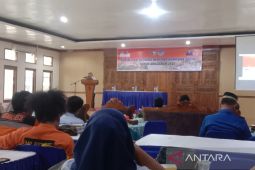 BMKG pasang alat peringatan tsunami di laut Mukomuko