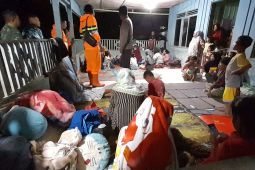 Puluhan warga di Aceh Timur mengungsi akibat banjir