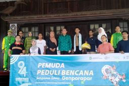 Aliansi pemuda Kalbar salurkan bantuan 250 paket untuk korban banjir