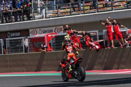 Alvaro Bautista juarai Race 1 di World Superbike Argentina