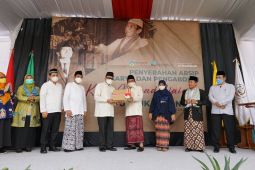 Al-Hamidiyah serahkan dokumentasi Kyai Achmad Sjaichu ke arsip nasional
