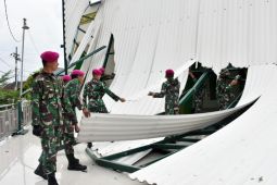 Pasmar 2 bantu penanganan korban angin kencang Sidoarjo