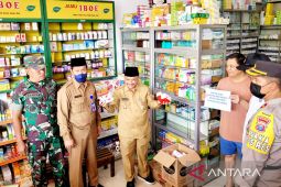Forkopimda Situbondo sidak minta apotek tak jual obat sirop