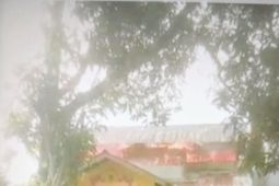 Ditinggal jualan es tebu, rumah hangus dilahap si jago merah