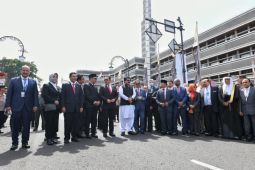 Gubernur Ridwan Kamil ikuti "historical walk" Konferensi Internasional MPR
