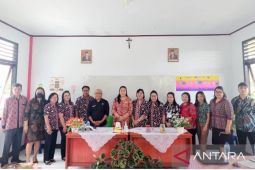 Kemenag tingkatkan kualitas guru agama Katolik  di Minahasa
