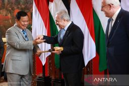Menhan Prabowo tawarkan beasiswa untuk anak-anak Palestina