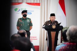 Wapres: Jaminan sosial tenaga kerja sebagai strategi cegah kemiskinan