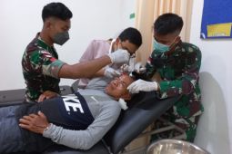 TNI gelar pengobatan gratis di perbatasan RI-Malaysia