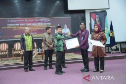 Kabupaten Sambas dapat penghargaan nilai tertinggi aksi HAM 2022