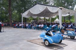 Ratusan scooterist andil bagian Aceh vespa festival 2022