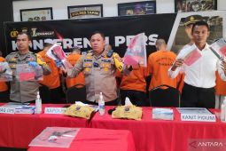 Polres Tapin tangkap bawa sajam